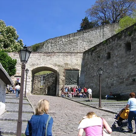 Relax Apartamento Eger